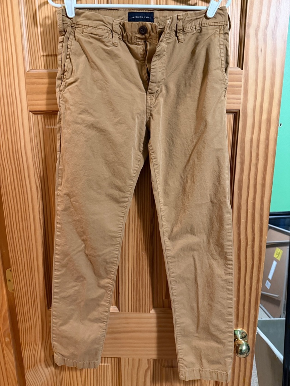 American Eagle, men’s slim fit khaki, camel, 28x32